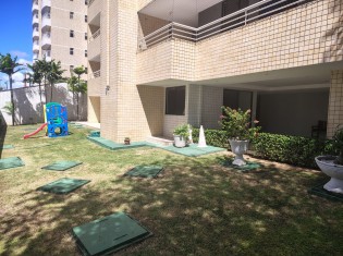 JARDIM E PLAYGROUND