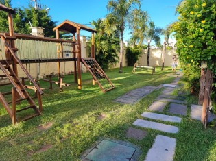 PLAYGROUND (ÂNGULO II)