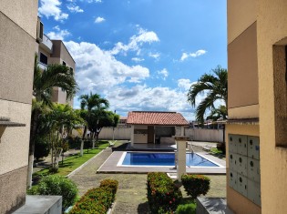 PISCINA E DECK