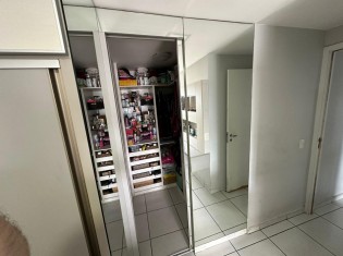 CLOSET SUÍTE MASTER