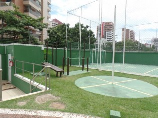 ÁREA DE LAZER