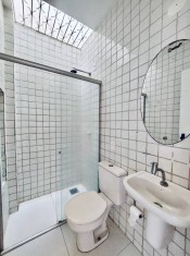 WC SUITE 02