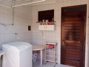 ÁREA DE SERVIÇO