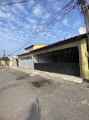 FACHADA CASA (ÂNGULO II)