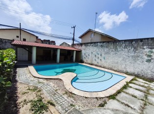 DECK/PISCINA