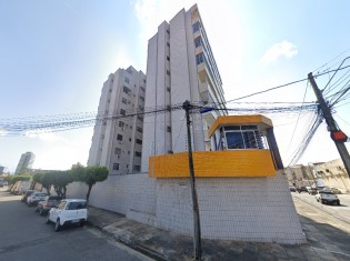 FACHADA (ÂNGULO II)