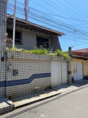 FACHADA (ÂNGULO II)