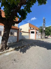 FACHADA (ÂNGULO II)