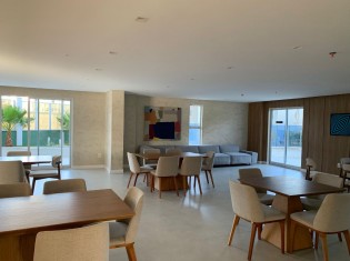 SALÃO DE FESTAS (ÂNGULO III)