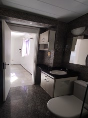 WC SUÍTE (ÂNGULO II)