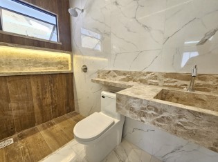 WC SUÍTE III (ÂNGULO II)