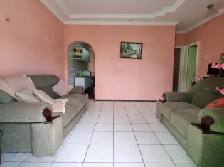 SALA DE ESTAR (ÂNGULO II)