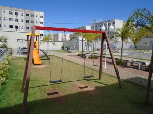 PLAYGROUND (ÂNGULO II)