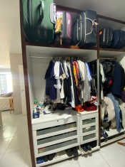 CLOSET SU&Iacute;TE III (&Acirc;NGULO II)