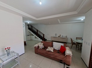 SALA DE ESTAR (ÂNGULO II)