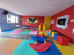 BRINQUEDOTECA (&Acirc;NGULO II)