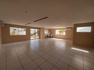 SAL&Atilde;O DE FESTAS (&Acirc;NGULO II)