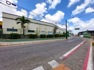 FACHADA (ÂNGULO II)