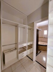 CLOSET SUÍTE IV (ÂNGULO II)