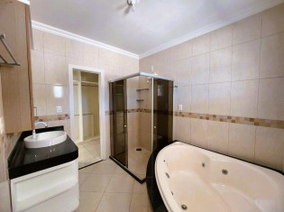 WC SUÍTE IV (ÂNGULO II)