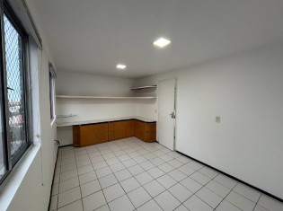 DORMITORIO (&Acirc;NGULO II)