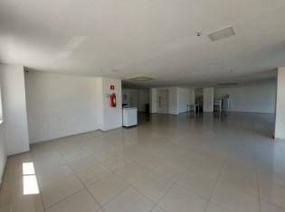 SAL&Atilde;O DE BELEZA (&Acirc;NGULO II)