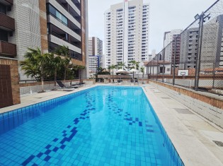 PISCINA (&Acirc;NGULO II)