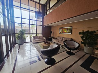 HALL DE ENTRADA (&Acirc;NGULO II)