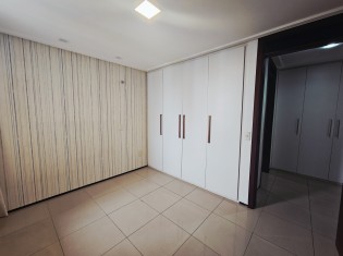 SU&Iacute;TE II (&Acirc;NGULO II)