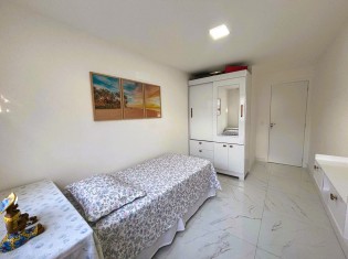 DORMIT&Oacute;RIO (&Acirc;NGULO II)