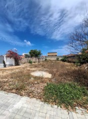 TERRENO (&Acirc;NGULO III)