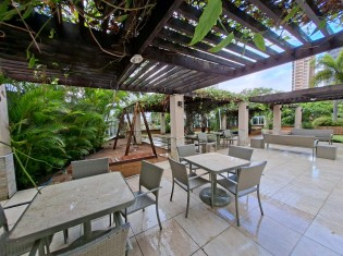 &Aacute;REA COMUM (&Acirc;NGULO II)