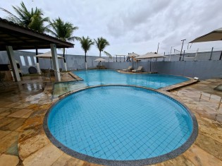 PISCINA (&Acirc;NGULO II)