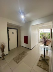 HALL ELEVADOR DO APTO.