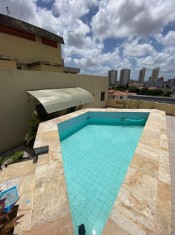 PISCINA (&Acirc;NGULO II)