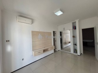 SU&Iacute;TE III (&Acirc;NGULO II)