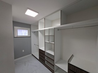 CLOSET SU&Iacute;TE MASTER (&Acirc;NGULO II)