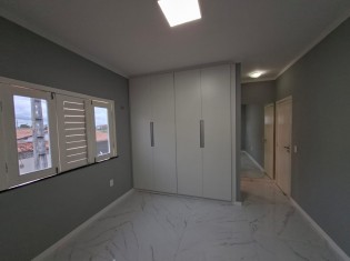 SU&Iacute;TE III (&Acirc;NGULO II)