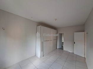 SU&Iacute;TE (&Acirc;NGULO II)