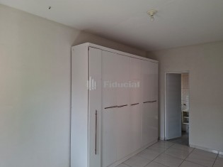 SU&Iacute;TE (&Acirc;NGULO III)