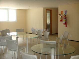 SAL&Atilde;O DE FESTAS (&Acirc;NGULO II)