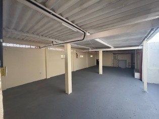 ESPA&Ccedil;O PARA FESTAS (&Acirc;NGULO II)