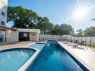 PISCINAS (&Acirc;NGULO III)