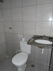 WC SU&Iacute;TE REVERS&Iacute;VEL