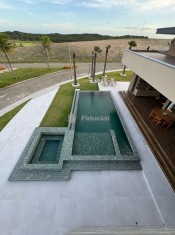 PISCINA (&Acirc;NGULO II)
