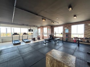 ACADEMIA