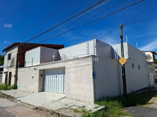 FACHADA (&Acirc;NGULO III)