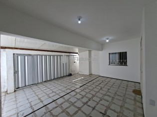 GARAGEM (&Acirc;NGULO II)