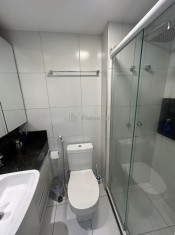 WC SU&Iacute;TE II