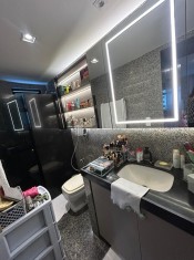 WC SU&Iacute;TE I